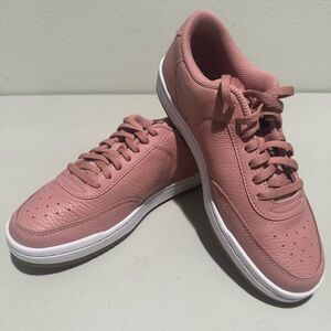 Nike Court Vintage Premium Sneaker (women)